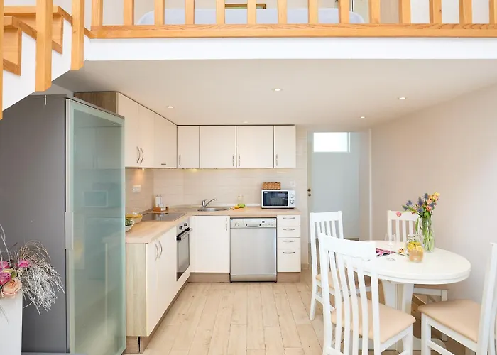 Appartamento Stone Whisper 2 *