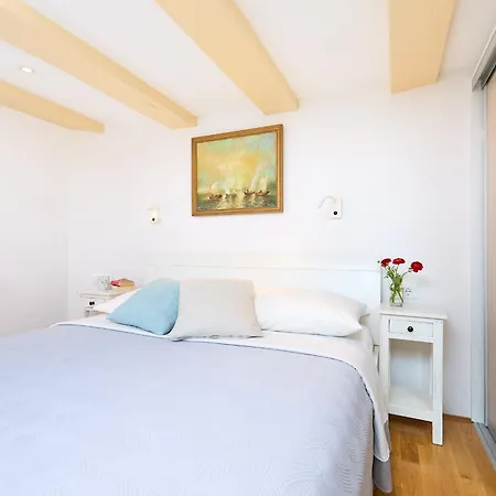 Apartman Stone Whisper 2 *